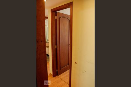 corredor de apartamento à venda com 3 quartos, 104m² em Grajaú, Rio de Janeiro