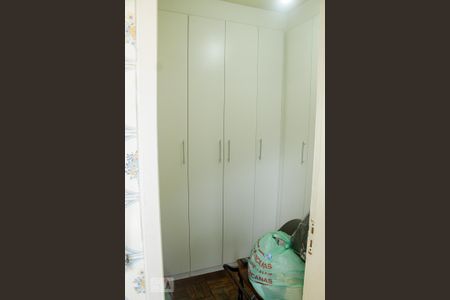 Apartamento à venda com 104m², 3 quartos e 1 vagaquarto de serviço