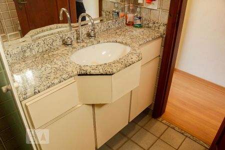 Apartamento à venda com 104m², 3 quartos e 1 vagabanheiro social