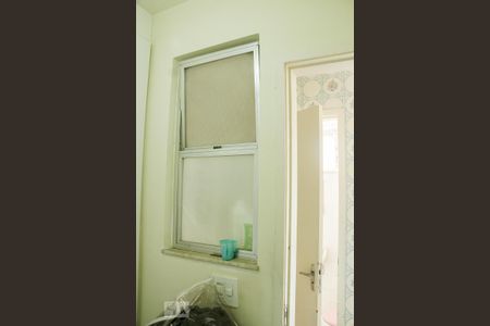 Apartamento à venda com 104m², 3 quartos e 1 vagaquarto de serviço