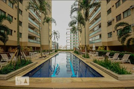 Apartamento à venda com 68m², 2 quartos e 1 vagaÁrea comum - Piscina