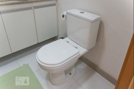 Apartamento à venda com 68m², 2 quartos e 1 vagaBanheiro social