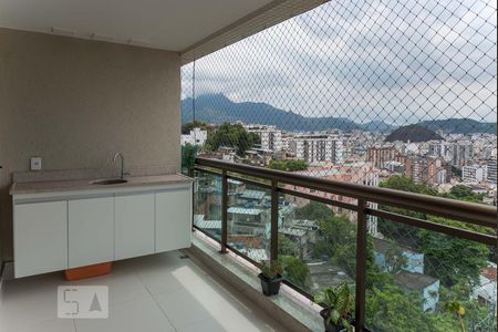 Apartamento à venda com 68m², 2 quartos e 1 vagaVaranda da Sala 