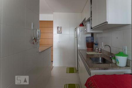 Apartamento à venda com 68m², 2 quartos e 1 vagaCozinha 