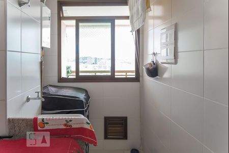 Apartamento à venda com 68m², 2 quartos e 1 vagaÁrea de Serviço