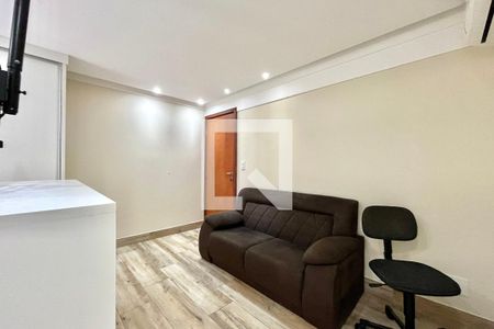 Sala de kitnet/studio para alugar com 1 quarto, 34m² em Jabaquara, São Paulo