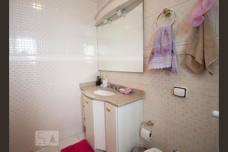 Casa à venda com 270m², 5 quartos e 4 vagasBanheiro