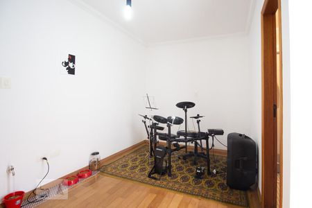 Casa à venda com 270m², 5 quartos e 4 vagasQuarto 2