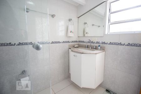 Casa à venda com 270m², 5 quartos e 4 vagasBanheiro 4