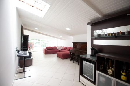 Casa à venda com 270m², 5 quartos e 4 vagasQuarto 4