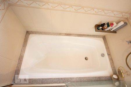 Casa à venda com 270m², 5 quartos e 4 vagasBanheiro 3