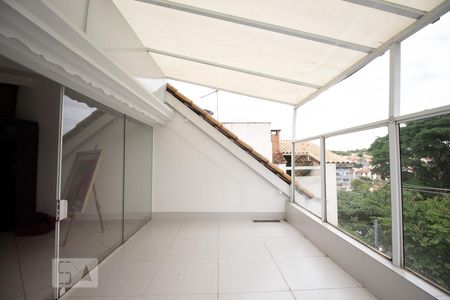 Casa à venda com 270m², 5 quartos e 4 vagasVaranda terraço