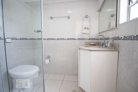 Casa à venda com 270m², 5 quartos e 4 vagasBanheiro 4