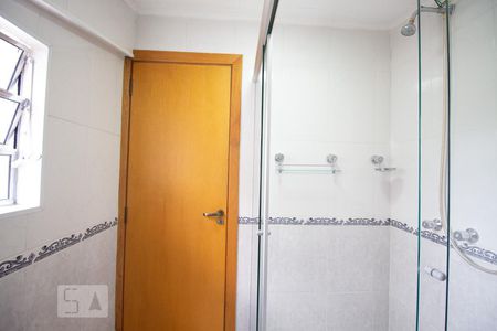 Casa à venda com 270m², 5 quartos e 4 vagasBanheiro 4