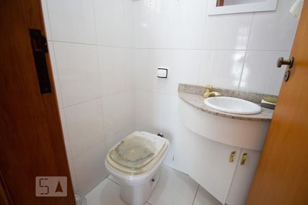 Casa à venda com 270m², 5 quartos e 4 vagasLavabo