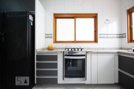 Casa à venda com 270m², 5 quartos e 4 vagasCozinha