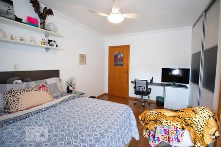 Casa à venda com 270m², 5 quartos e 4 vagasQuarto