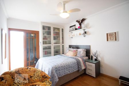 Casa à venda com 270m², 5 quartos e 4 vagasQuarto