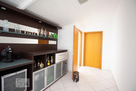 Casa à venda com 270m², 5 quartos e 4 vagasSalão de Festas