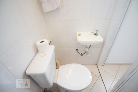 Casa à venda com 270m², 5 quartos e 4 vagasBanheiro 5