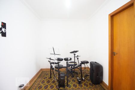 Casa à venda com 270m², 5 quartos e 4 vagasQuarto 2