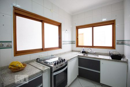 Casa à venda com 270m², 5 quartos e 4 vagasCozinha