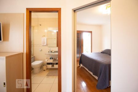 Casa à venda com 270m², 5 quartos e 4 vagasQuarto 3