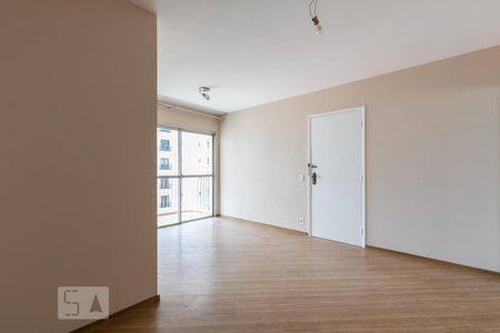 Apartamento para alugar com 3 quartos, 70m² em Indianópolis, São Paulo