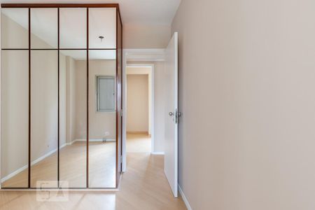 Quarto 1 de apartamento para alugar com 3 quartos, 70m² em Indianópolis, São Paulo