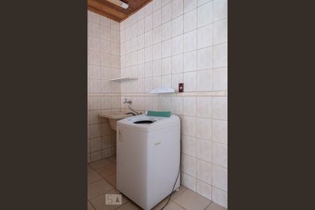 Apartamento para alugar com 200m², 3 quartos e 1 vagaÁrea de Serviço