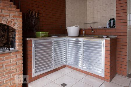 Apartamento para alugar com 200m², 3 quartos e 1 vagaÁrea Externa - Armários