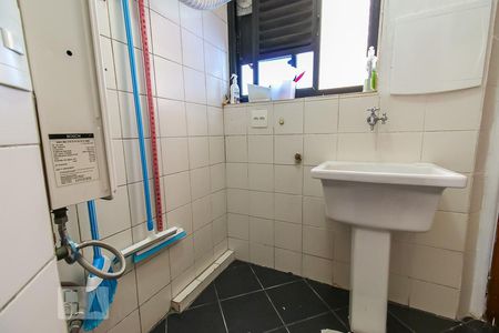 Apartamento à venda com 70m², 3 quartos e 1 vagaÁrea de Serviço