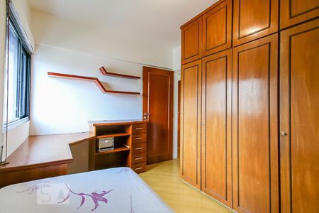 Apartamento à venda com 70m², 3 quartos e 1 vagaQuarto 2