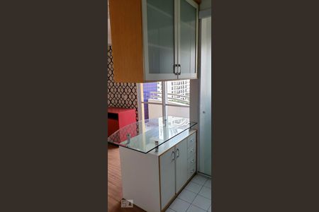 Cozinha de kitnet/studio para alugar com 1 quarto, 36m² em Indianópolis, São Paulo