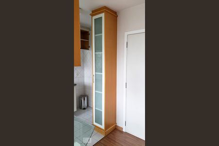 Sala/Cozinha de kitnet/studio para alugar com 1 quarto, 36m² em Indianópolis, São Paulo