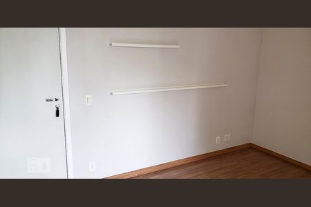 Sala de kitnet/studio para alugar com 1 quarto, 36m² em Indianópolis, São Paulo