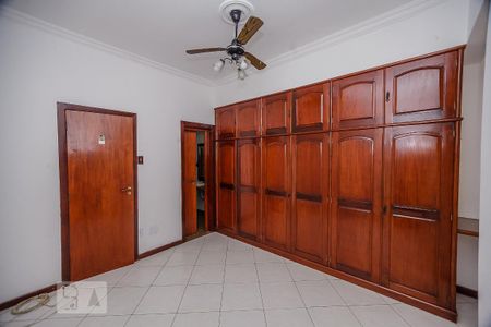 Quarto 2 de apartamento para alugar com 2 quartos, 98m² em Icaraí, Niterói