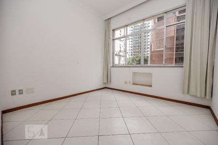 Quarto 1 de apartamento para alugar com 2 quartos, 98m² em Icaraí, Niterói