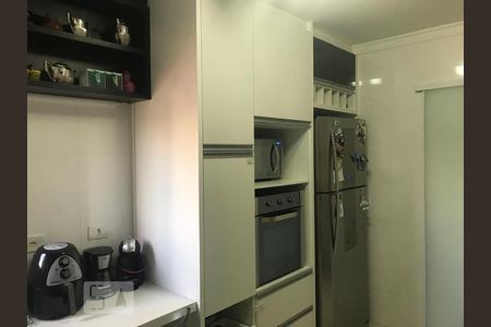 Apartamento à venda com 133m², 4 quartos e 2 vagasCozinha