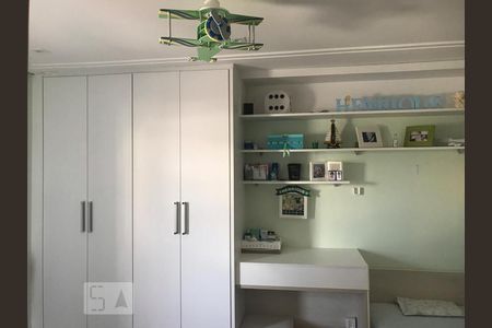 Apartamento à venda com 133m², 4 quartos e 2 vagasDormitório 4