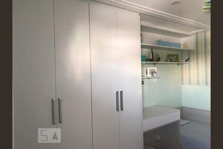 Apartamento à venda com 133m², 4 quartos e 2 vagasDormitório 4