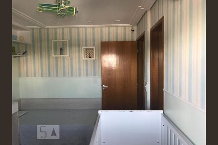 Apartamento à venda com 133m², 4 quartos e 2 vagasDormitório 4