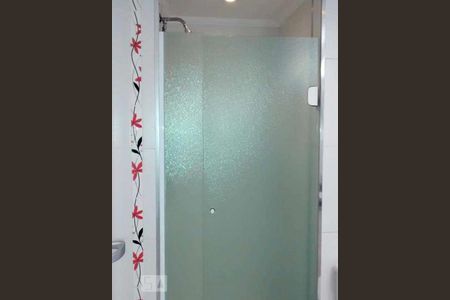 Banheiro de apartamento para alugar com 2 quartos, 67m² em I.a.p.i., Osasco