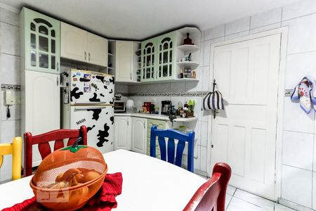 Casa à venda com 136m², 2 quartos e 1 vagaCozinha