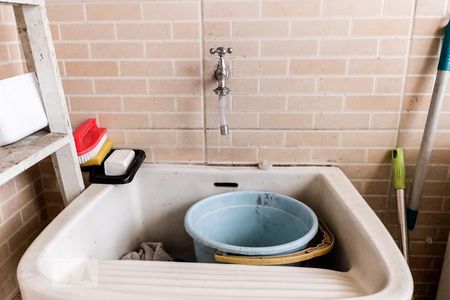 Casa à venda com 136m², 2 quartos e 1 vagaÁrea de Serviço