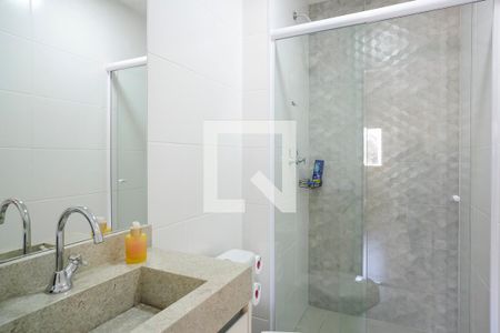 Apartamento para alugar com 74m², 2 quartos e 2 vagasBanheiro