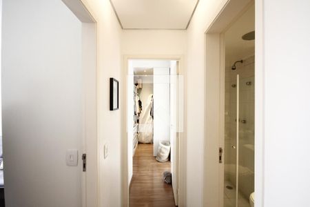 Apartamento à venda com 65m², 2 quartos e 2 vagasCorredor