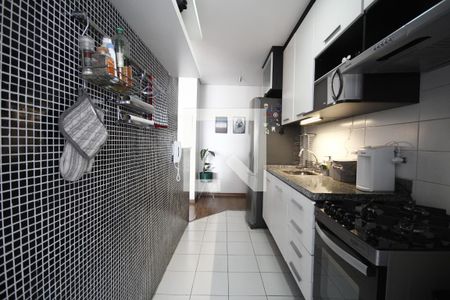 Apartamento à venda com 65m², 2 quartos e 2 vagasCozinha