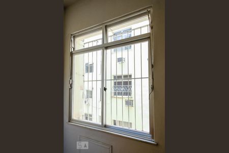 Sala - Vista de apartamento para alugar com 2 quartos, 70m² em Grajaú, Rio de Janeiro