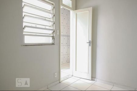 Apartamento à venda com 70m², 2 quartos e sem vagaQuarto de Serviço